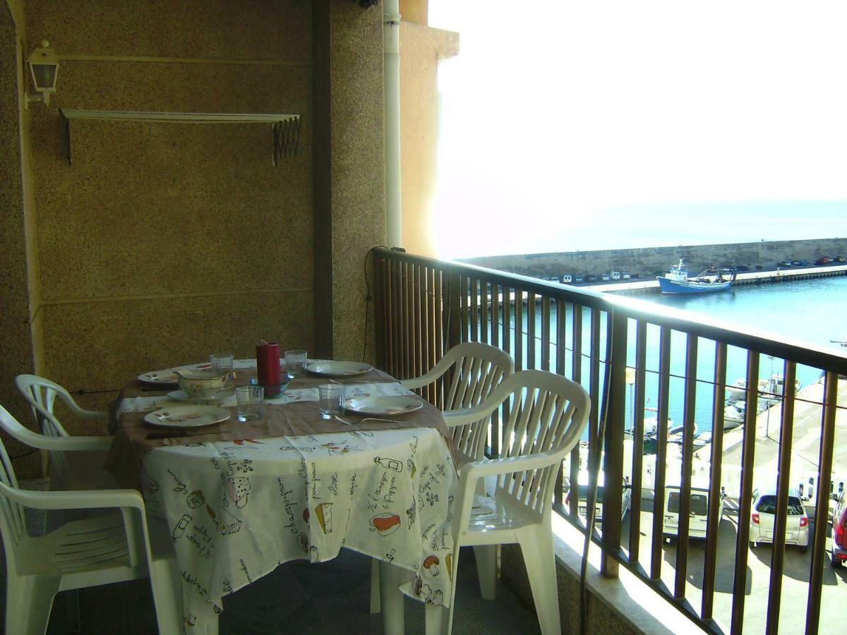 Vistas Al Mar Y Cerca De La Playa L'Ametlla de Mar Exterior foto